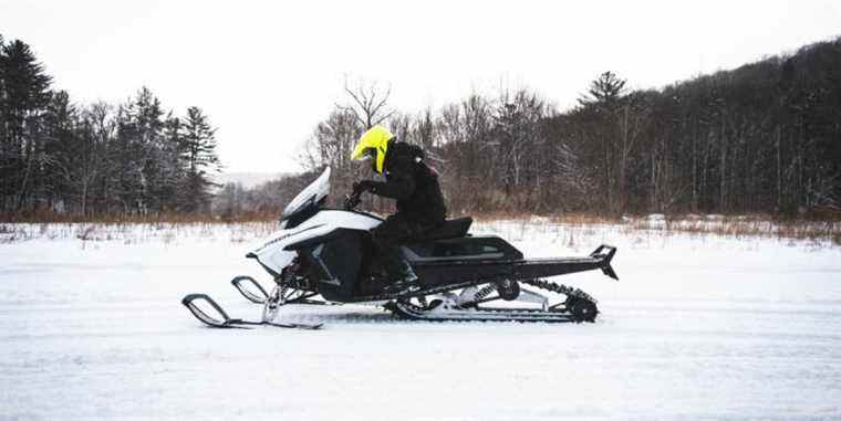 La motoneige électrique Taiga Nomad est silencieuse, rapide, mais l’autonomie est limitée