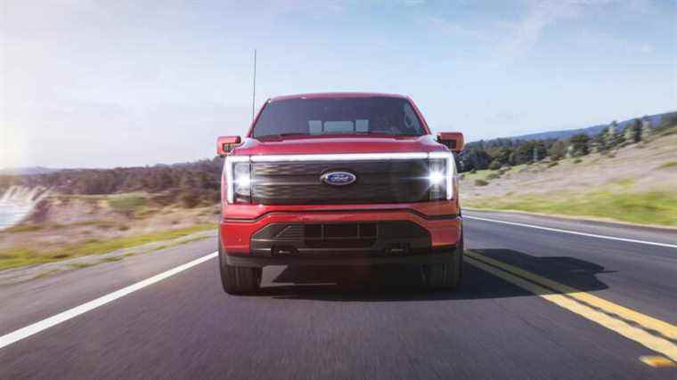 La portée estimée par l’EPA du Ford F-150 Lightning 2022 est meilleure que ce à quoi Ford s’attendait