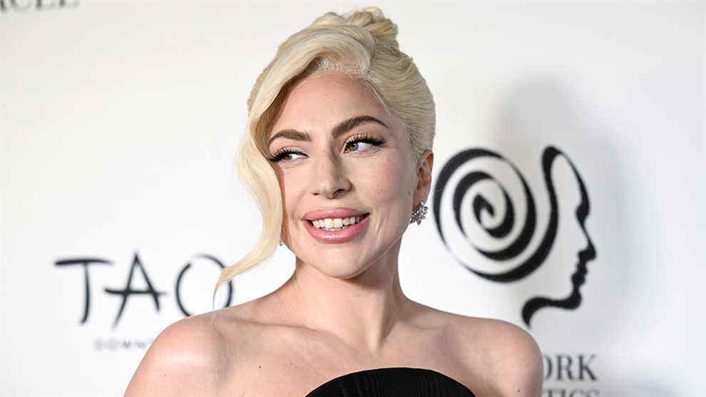 Lady Gaga fait ses derniers adieux à Patrizia Reggiani aux New York Film Critics Circle Awards Les plus populaires A lire absolument Inscrivez-vous aux newsletters Variety Plus de nos marques
	
	
