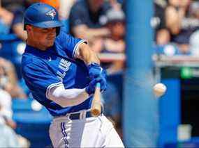 Le joueur de troisième but des Blue Jays, Matt Chapman, a été piraté lors d'un match contre les Yankees à Dunedin mardi.  Les Blue Jays ont remporté le match 9-2.