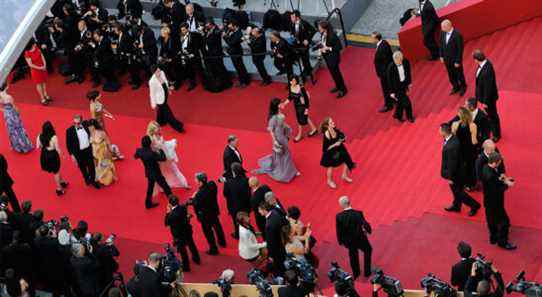 Le Festival de Cannes interdit les délégations russes, toute personne ayant des liens avec le Kremlin Les plus populaires doivent lire Inscrivez-vous aux newsletters Variété Plus de nos marques