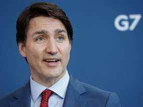 BERLIN, ALLEMAGNE – 09 MARS: Le Premier ministre canadien Justin Trudeau assiste à une conférence de presse avec le chancelier allemand Olaf Scholz (non représenté) après des entretiens à la Chancellerie le 9 mars 2022 à Berlin, en Allemagne.