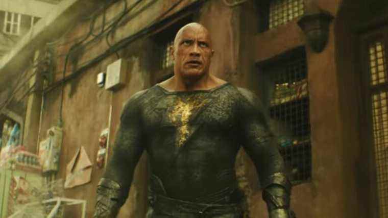 La bande-annonce inédite de Black Adam voit Hawkman affronter le super-héros meurtrier de Dwayne Johnson