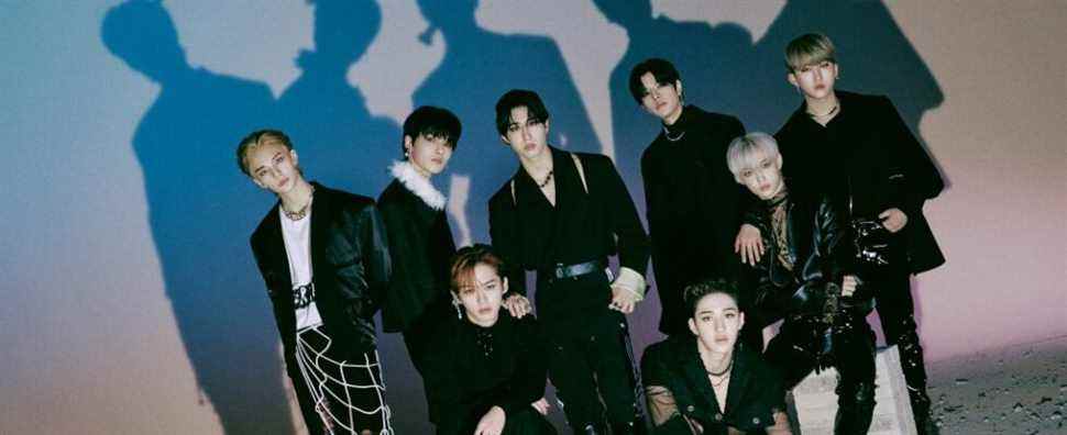 Le groupe K-Pop Stray Kids fait ses débuts avec l'album n ° 1, alors que Charli XCX s'incline également dans le Top 10 des plus populaires à lire absolument Inscrivez-vous aux newsletters Variété Plus de nos marques