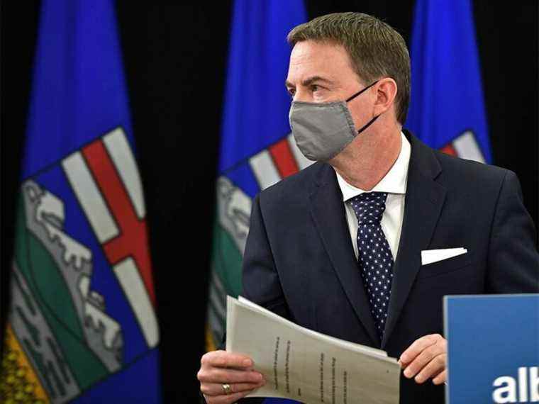 Le ministre de la Santé de l’Alberta promet une plus grande capacité de soins intensifs dans le cadre du dernier budget