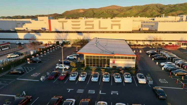 Le racisme de Tesla du point de vue de ses employés noirs