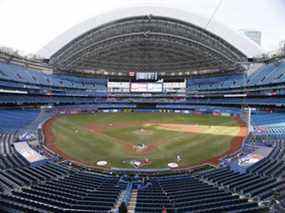 Une vue générale du Rogers Centre lors d'un match intraéquipe des Blue Jays de Toronto.