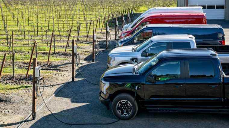 Les nouvelles solutions de recharge de Ford visent à faciliter la transition vers les véhicules électriques pour les acheteurs de parcs