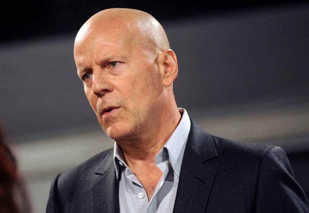 Les réalisateurs de Bruce Willis étaient préoccupés par sa mémoire et sa sécurité sur le plateau avant sa retraite.
	
	
