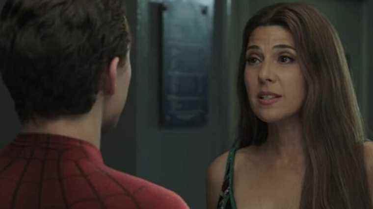 Marisa Tomei espère que le multivers signifie que tante May pourra retourner dans le monde de Spider-Man