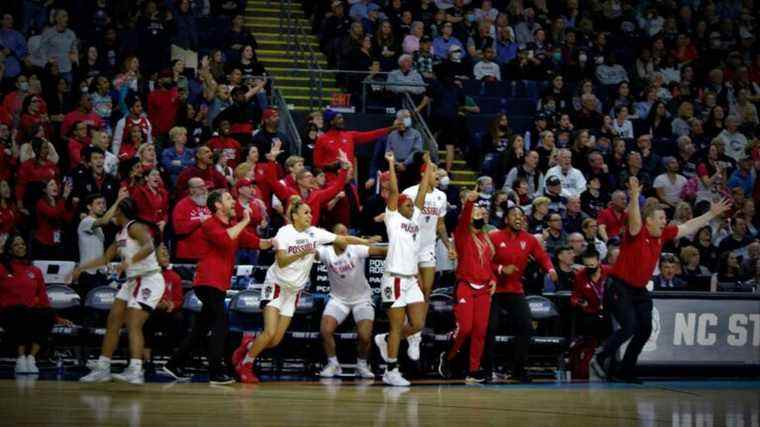 NC State et UConn poinçonnent des billets pour Elite Eight