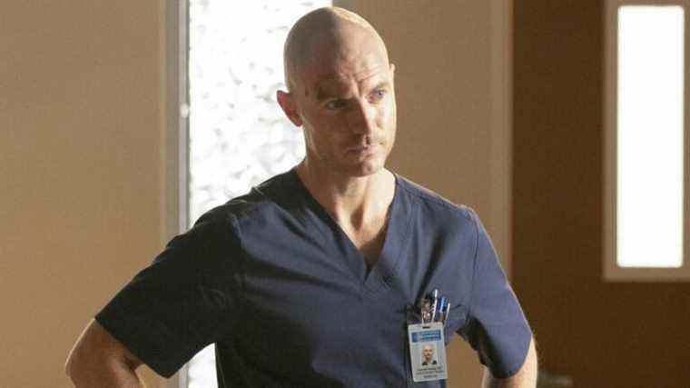 Pourquoi Richard Flood de Grey's Anatomy était "très heureux" malgré la dernière sortie d'ABC Drama
