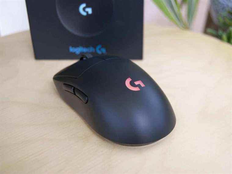 Prenez une excellente souris de jeu dans le Logitech G Pro sans fil en vente pour 82 $