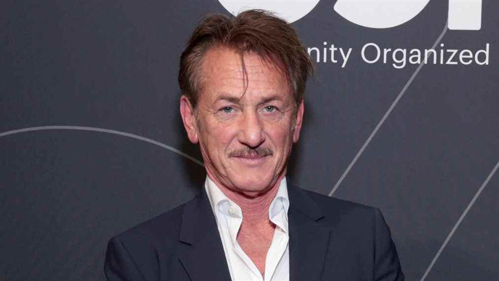 Sean Penn dit qu'il « fera fondre » son Oscar si le président ukrainien n'est pas invité à la cérémonie
