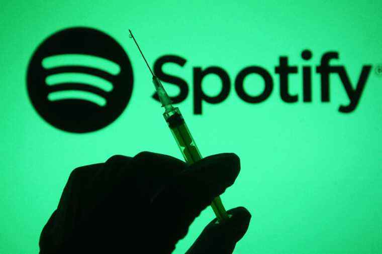 Spotify ajoute un avis de contenu COVID-19 promis