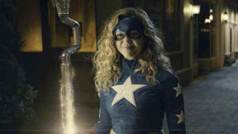 Stargirl Saison 3 a jeté le personnage clé de DC Comics que nous attendions
