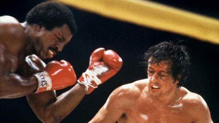 Sylvester Stallone partage des images BTS cool de Rocky II avec Carl Weathers et plus
