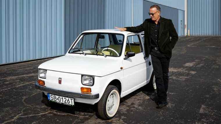 Une ville polonaise a offert une Fiat 1974 à Tom Hanks.  Maintenant, il le redonne pour la charité