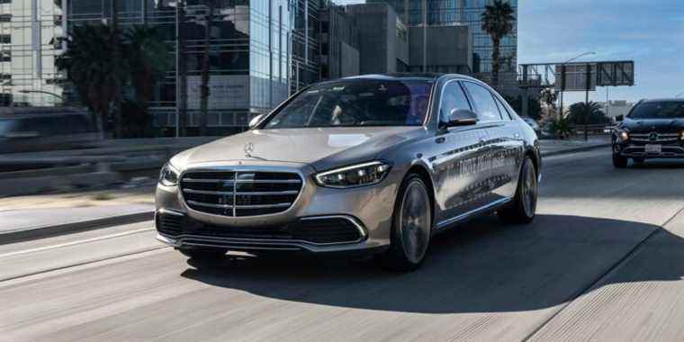 Voir les photos de la Mercedes-Benz Classe S Drive Pilot 2022