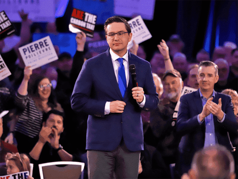 Le rassemblement « Axe the Carbon Tax » de Pierre Poilievre attire des centaines de partisans à Ottawa