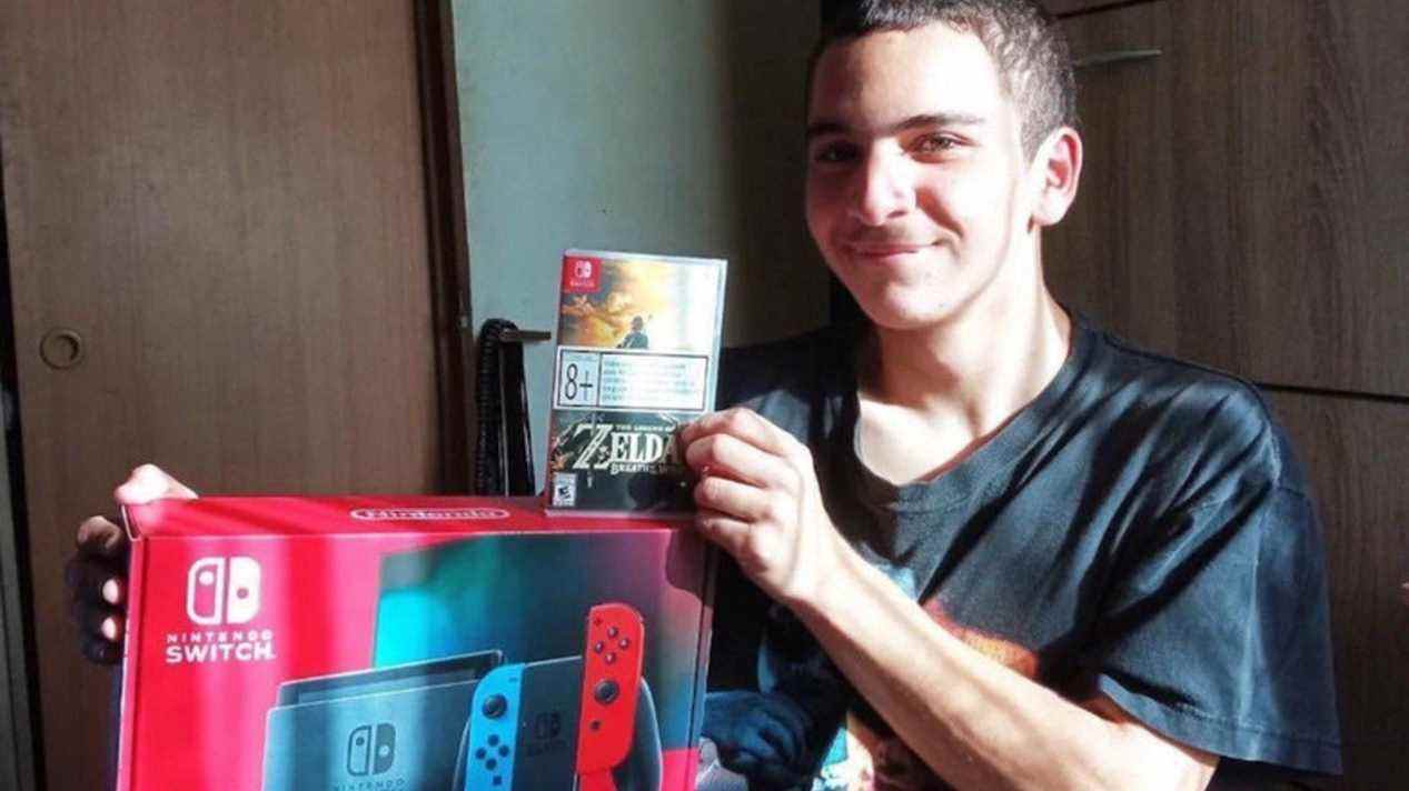 Aléatoire : un garçon chilien recycle 500 kg de canettes pour s'acheter une Nintendo Switch (et Zelda)
