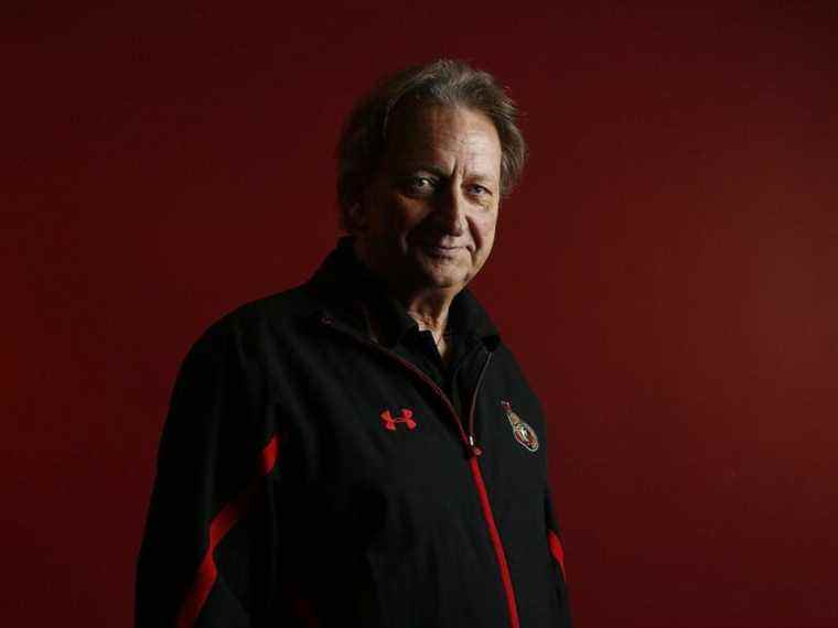 Eugene Melnyk : Milliardaire, travailleur infatigable et un goût prononcé pour les chemises hawaïennes et le fun