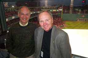 Le légendaire duo de radio Blue Jays Jerry Howarth et le regretté Tom Cheek.  FICHIERS DU SOLEIL