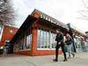 Le Elmwood Starbucks à Buffalo, New York.