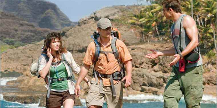 Milla Jovovich, Steve Zahn and Timothy Olyphant in The Perfect Getaway