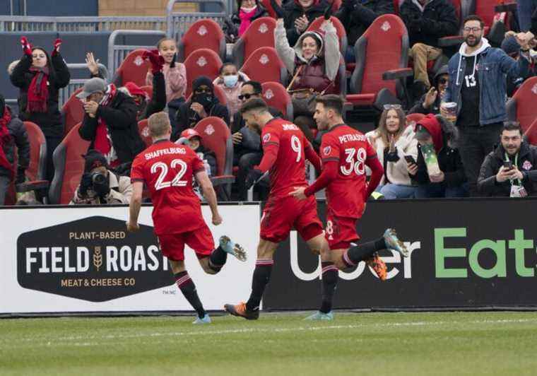 Le Toronto FC bat le New York City FC 2-1 pour enregistrer une deuxième victoire consécutive