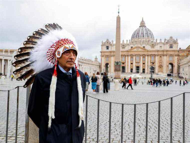 Les Autochtones du Canada demandent un dialogue avec le Vatican sur le rapatriement des artefacts