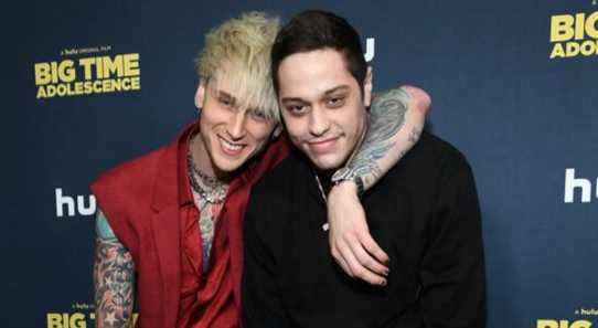 Machine Gun Kelly a un travail pour Pete Davidson à son mariage