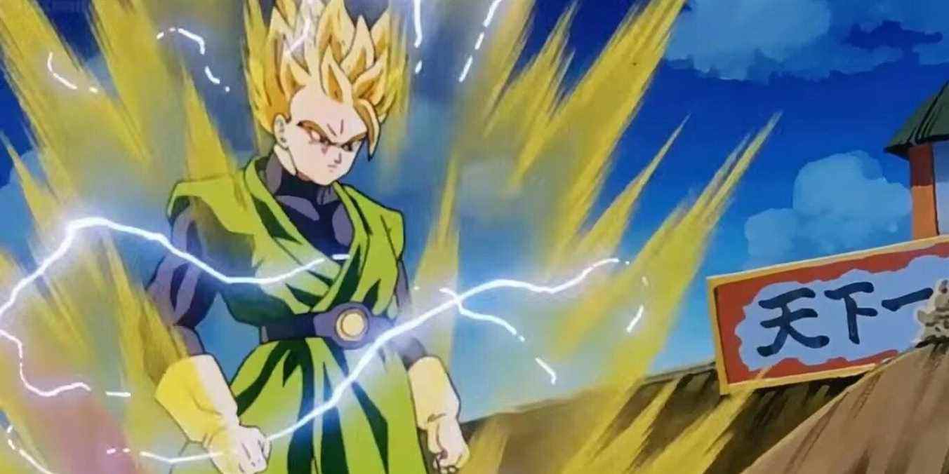 Gohan se transforme en Super Saiyan dans son costume de Great Saiyaman dans Dragon Ball Z