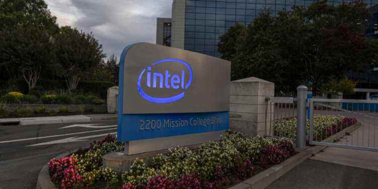 Intel suspend toutes ses opérations en Russie « avec effet immédiat »