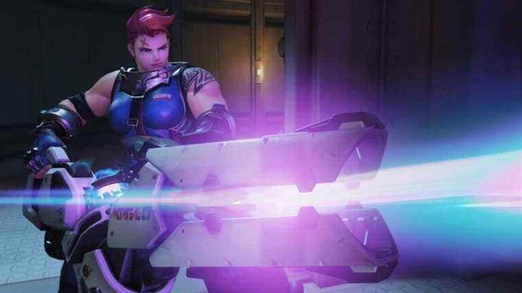 Blizzard modifie les skins Overwatch Zarya pour supprimer ce qui est devenu un symbole pro-russe
