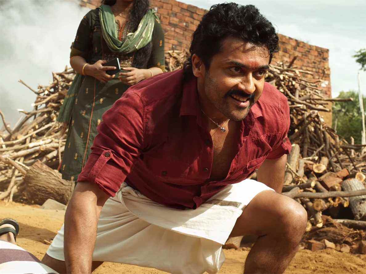 Suriya comme Kannabiran dans Etharkkum Thunindhavan.