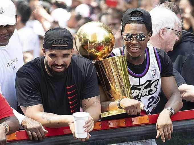 Kyle Lowry a frappé Drake 1 contre 1 sur le terrain de basket:  » JE BAISSE SON CUL « 