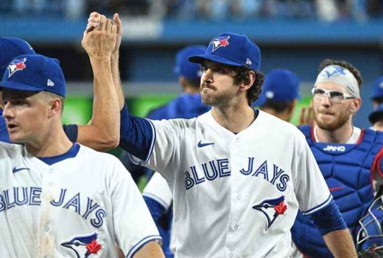 Lumières vives grande soirée pour le garçon de la ville natale des Blue Jays, Jordan Romano