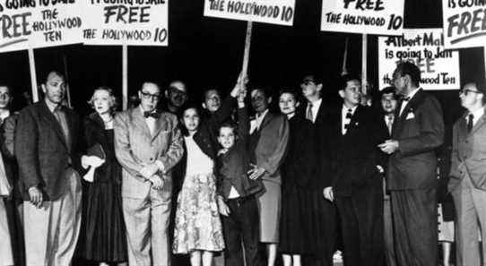 The Hollywood Ten stage a demonstration at the Los Angeles airport on their way to prison, Lester Cole, Dalton Trumbo, Alvah Bessie, Nicole Trumbo, Christopher Trumbo, Cleo Trumbo, Mrs. Ring Lardner Jr., Ring Lardner Jr., Ben Margolis, Herbert Biberman