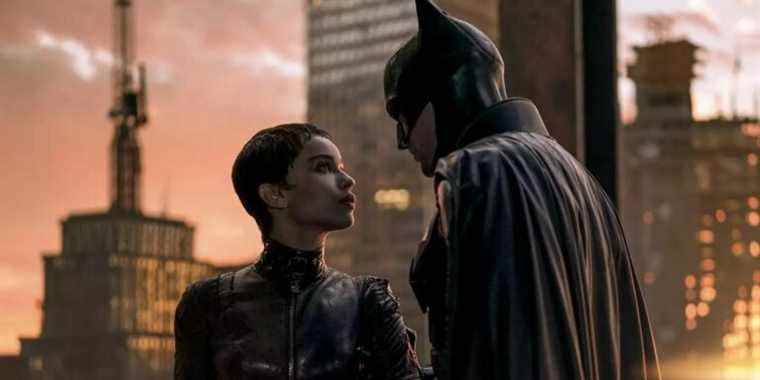 Batman talking to Catwoman on a roof in The Batman