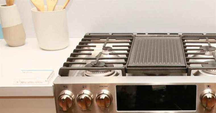 Cuisinière ou micro-ondes : lequel consomme le moins d’énergie ?