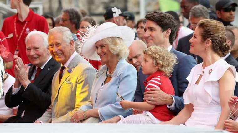 Charles et Camilla en tournée au Canada pour marquer le jubilé de la reine