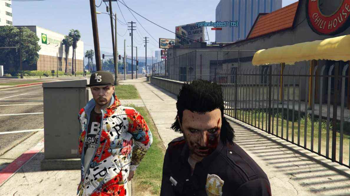 J'ai esquivé la prison pour 500 000 $ d'accusation de drogue en prétendant être un flic infiltré dans GTA RP
