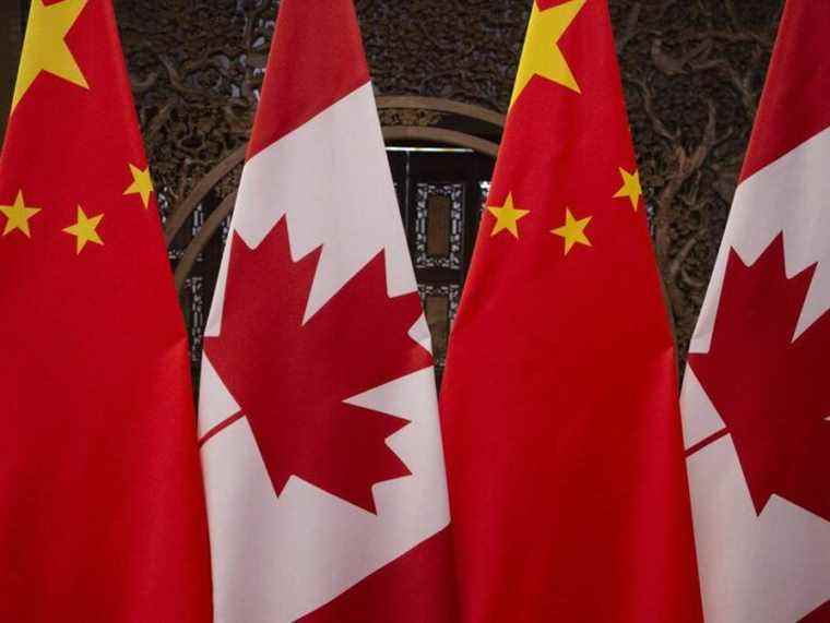 Les relations glaciales du Canada et de la Chine montrent un léger signe de dégel avec le premier appel entre les ministres des Affaires étrangères depuis 2020