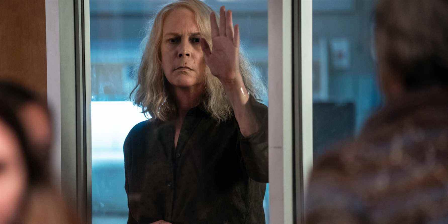 Laurie Strode (Jamie Lee Curtis) dans Halloween tue