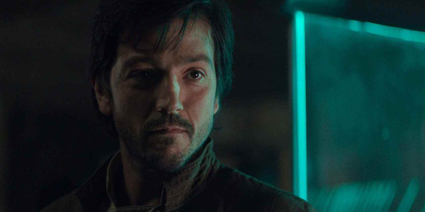 Diego Luna dans le rôle de Cassian Andor dans Rogue One