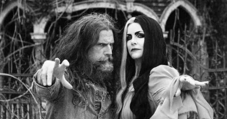 Rob et Sheri Moon Zombie taquinent le film Munsters avec une nouvelle photo de tournage
