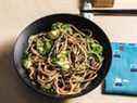 Très joli soba au concombre et à l'avocat de That Noodle Life.