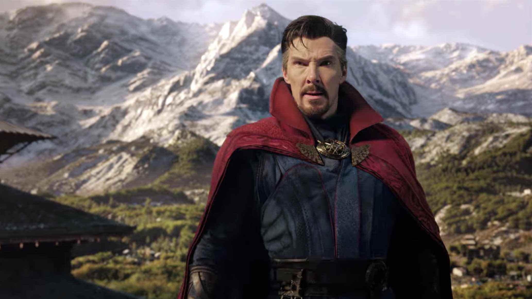 Benedict Cumberbatch dans le rôle du Dr Strange dans la bande-annonce de Doctor Strange dans le multivers de la folie