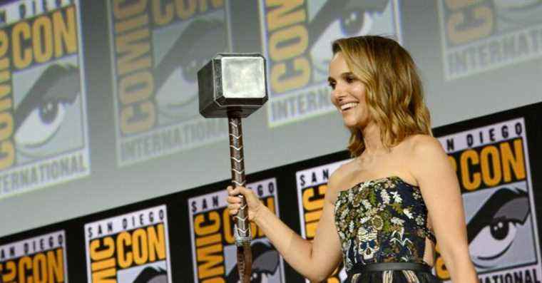 Le MCU a rompu avec Natalie Portman, mais Taika Waititi l'a reconquise
